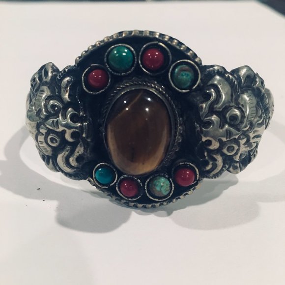 Nepali Mustang Bracelet - Picture 2 of 4